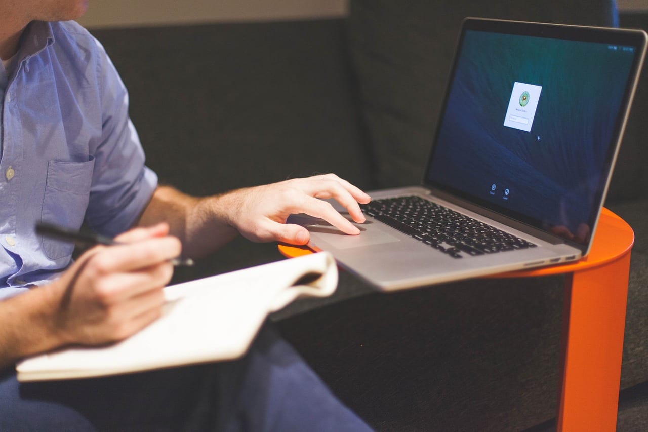 furniture ecommerce trends - featured image