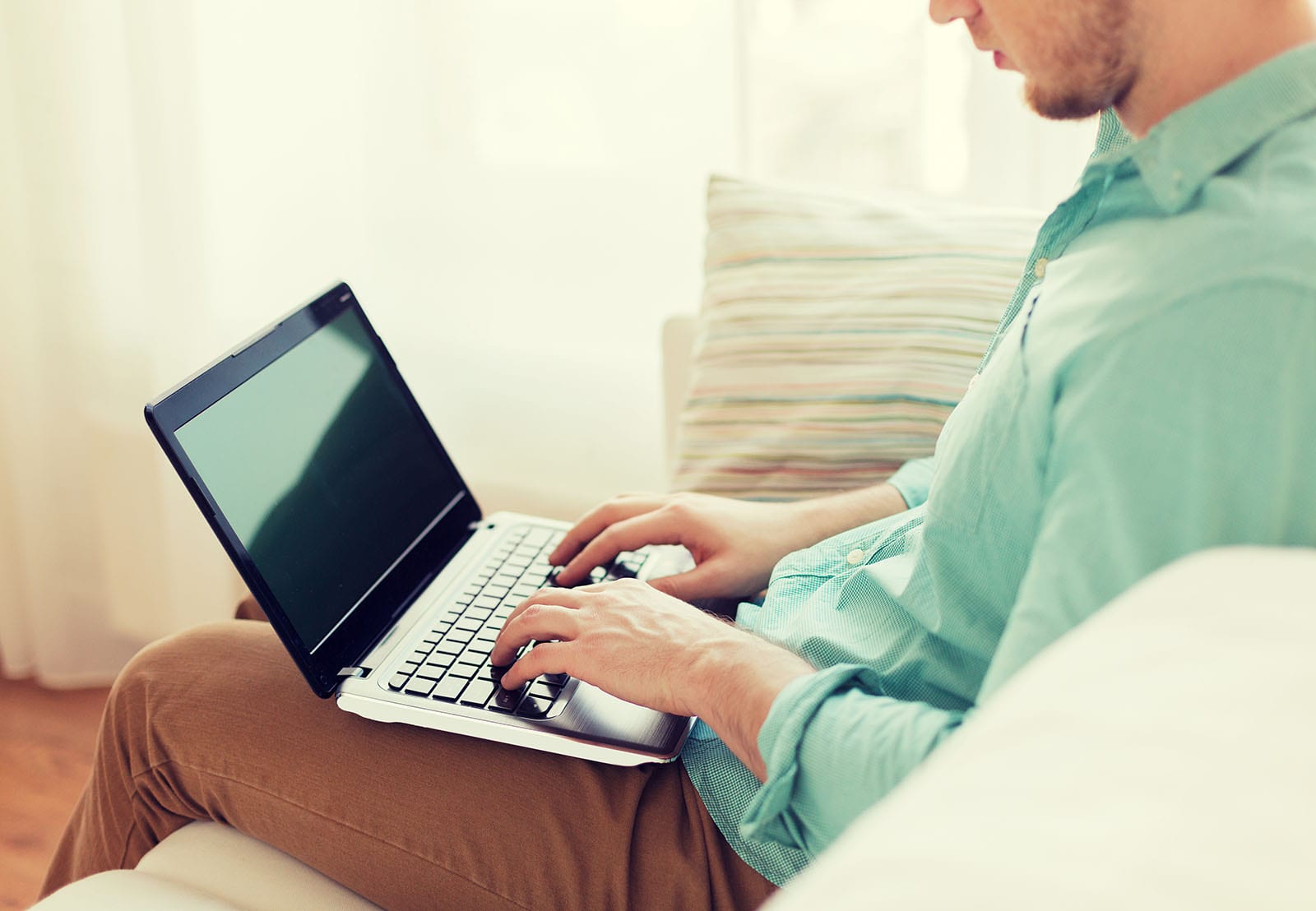 Follow Online Shopping Journey to Convert Leads
